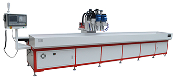 多米機(jī)械鉆攻機(jī)一步一步穩(wěn)扎向前！